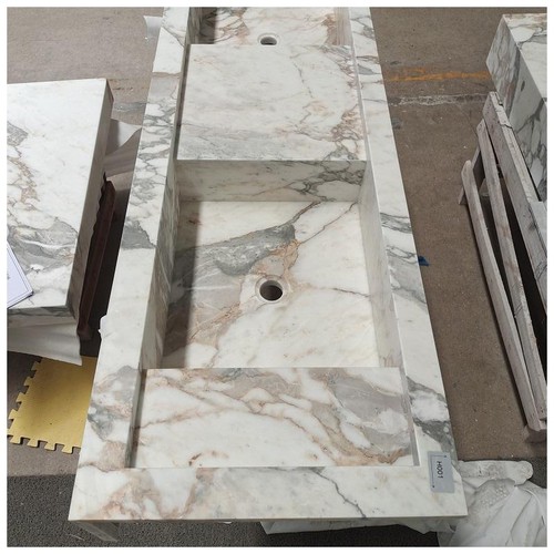 Calacatta Oro Marble Integrated Wash Basins Calacatta Oro Marble Integrated Wash Basins