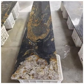 Blaturi din granit Magma